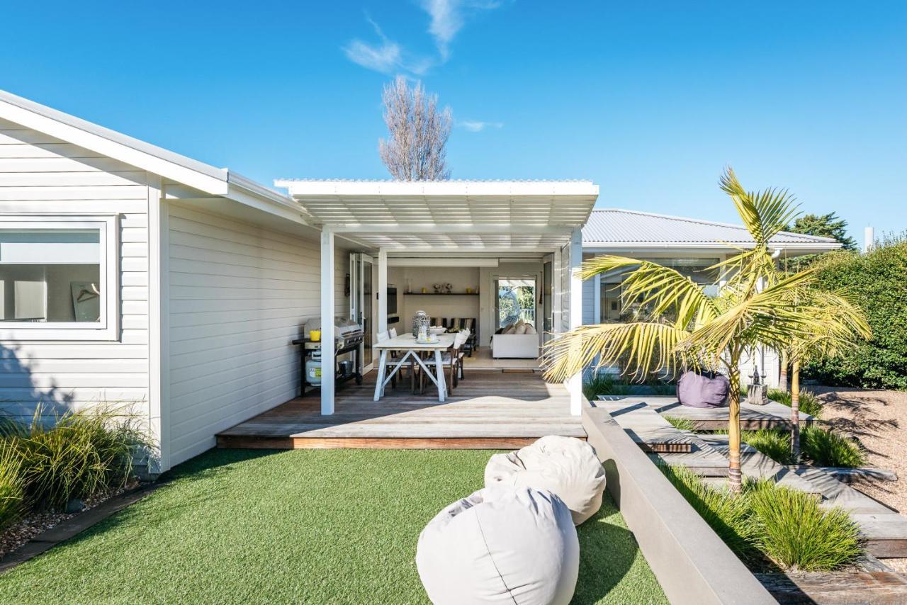 Moa Magic - Oneroa Holiday Home ภายนอก รูปภาพ